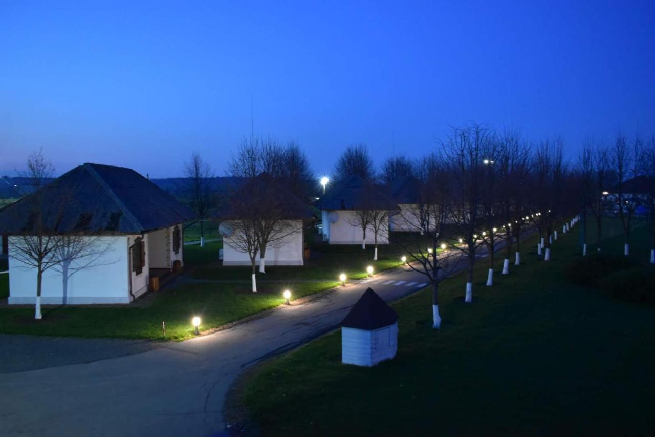 Bereg Holiday Park Svetlogorskoye Buitenkant foto
