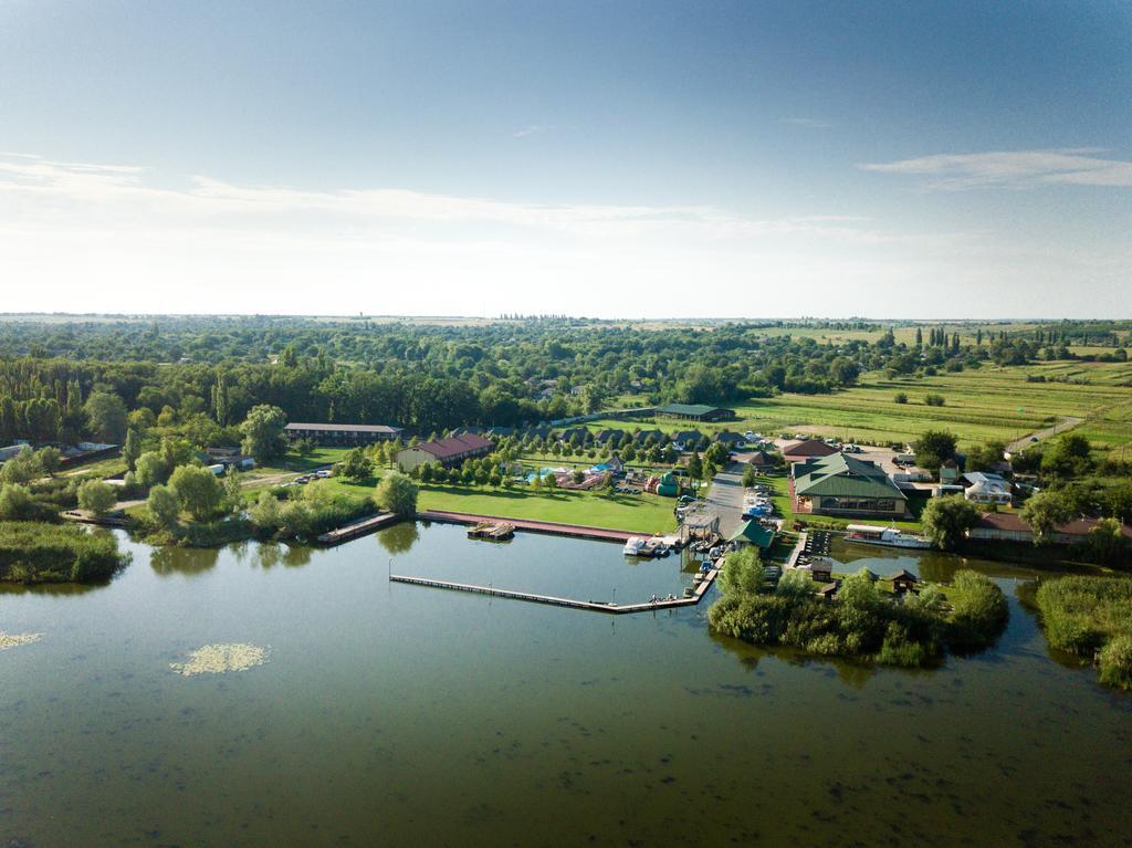 Bereg Holiday Park Svetlogorskoye Buitenkant foto
